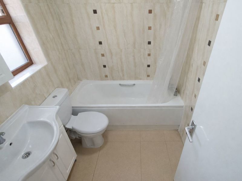 Photo 17- click for photo gallery